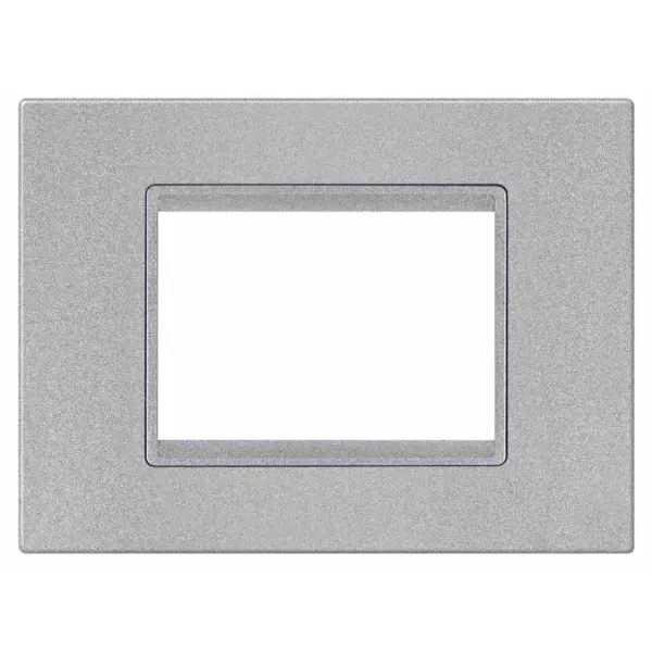 Рамка 3M EXP BASIC, сребрена со сребрен носач 70103.SS